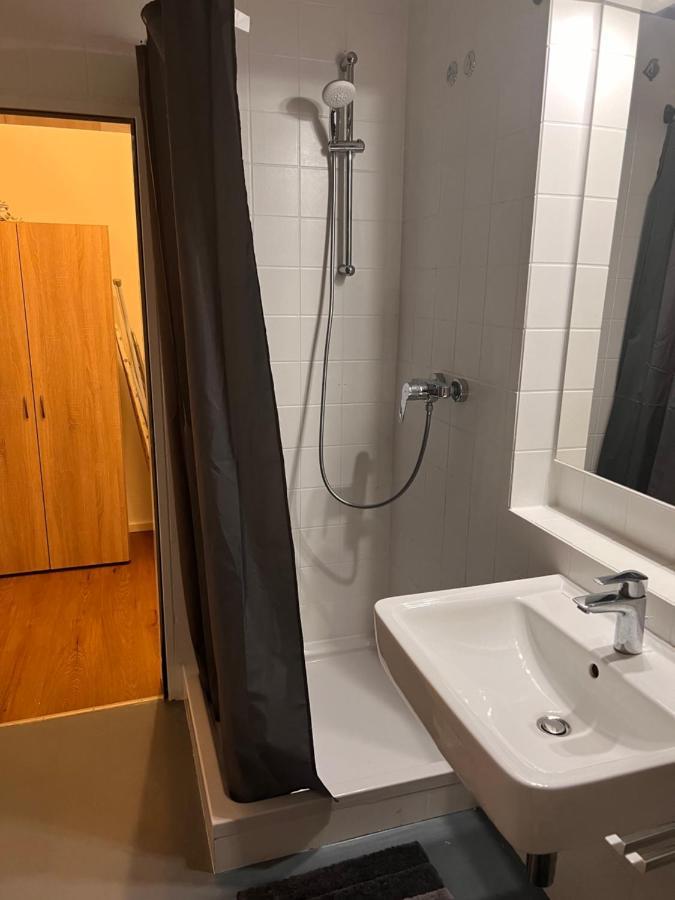 Ferienwohnung In Top Lage Von Aalen Bagian luar foto